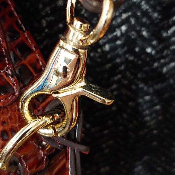 Host Pick BRAHMIN AMELIA CROC EMBOSSED CROSSBODY - Picture 11 of 17